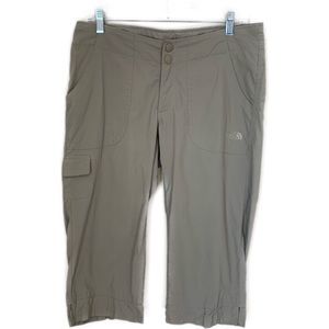 The North Face Khaki Capri Pant Size 8